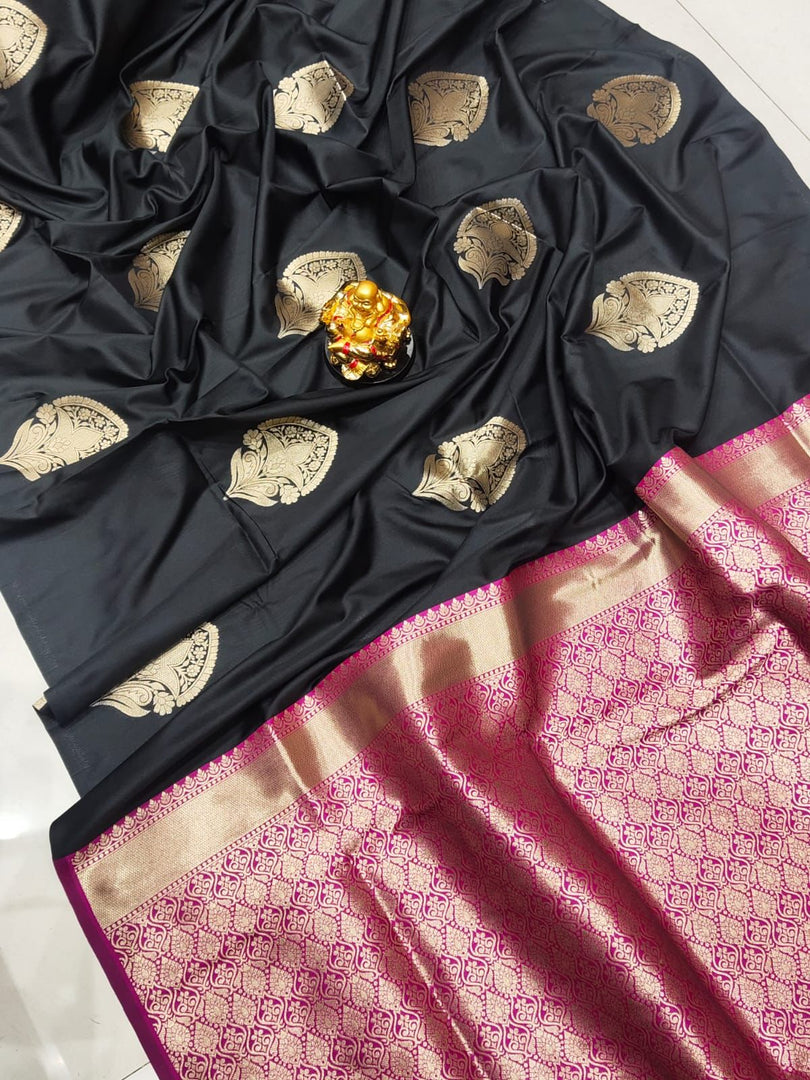 Pure Black Lichi Silk Saree Original Most Popular And Famous Lichi Silk Saree Traditional Look and Fashion Designer Look For Weddings price Under 1500 .