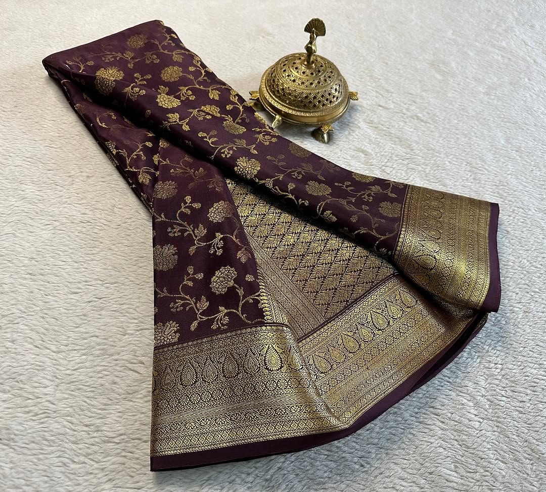 Dark Maroon Or Wine Color Pure  Mysore Silk Saree With Price and Online Shopping best Wedding Wear price Under 1500 . this Fabric Pure Brocade Mysore Silk Sarees. Featuring Gold Zari Weaving Fully Sarees , blouse, and an, it's perfect for weddings and festive celebrations...