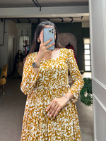 Load image into Gallery viewer, Ankita Georgette Gown | Shoppers Trend