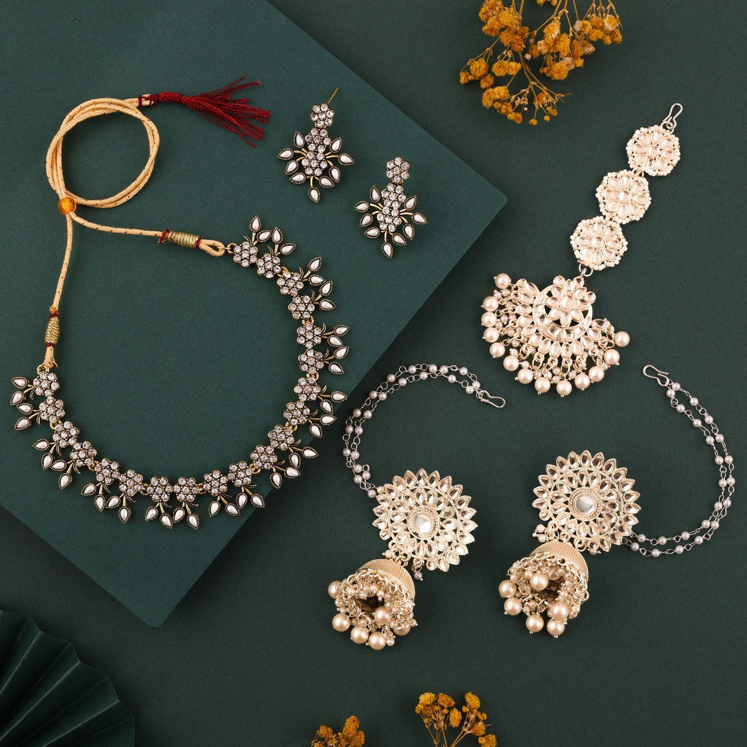 Vedika Stone Necklace With Earnings | Shoppers Trend