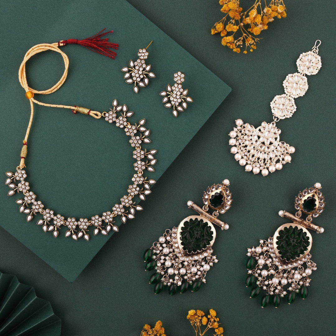 Vedika Stone Necklace With Earnings | Shoppers Trend
