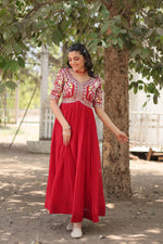 Load image into Gallery viewer, Jenika Faux Blooming Gown | Shoppers Trend