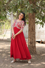 Load image into Gallery viewer, Jenika Faux Blooming Gown | Shoppers Trend