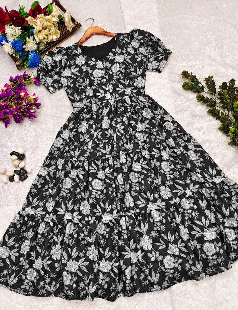Renuka Muslin Dress | Shoppers Trend