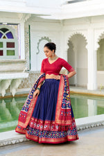 Load image into Gallery viewer, Yashoda Tussar Silk Dhavani Set | Half-Saree | Shoppers Trend