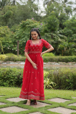 Load image into Gallery viewer, Shruti Faux Blooming Gown | Shoppers Trend
