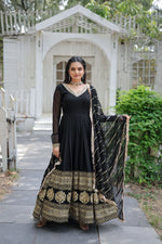 Load image into Gallery viewer, Reshma Faux Blooming Anarkali | Shoppers Trend