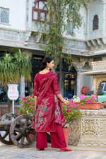 Load image into Gallery viewer, Jyoti Roman Silk Kurti | Shoppers Trend