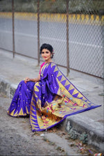 Load image into Gallery viewer, Light Purple Silk Saree Price 
Purple pure soft silk sarees with price under 2000 . this fabric soft and mainly manufacturing in Banaras in india . this pure soft silk saree with zari weaving Border most authentic product .
