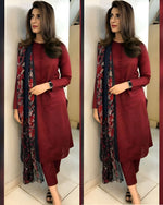 Load image into Gallery viewer, LAAL RANI (KURTI) - Premium KURTI from shoppers trend - Just Rs. 649! Shop now at shoppers trend