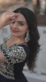 Load and play video in Gallery viewer, Pardesi Dulhan (GOWN)