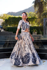 Load image into Gallery viewer, Vanshika Tussar Silk Dhavani Set | Lehenga Koti | Shoppers Trend
