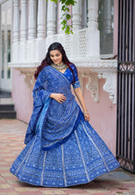 Load image into Gallery viewer, Yashvi Vaishali silk Blue Dhavani Set | Half-Saree | Shoppers Trend
