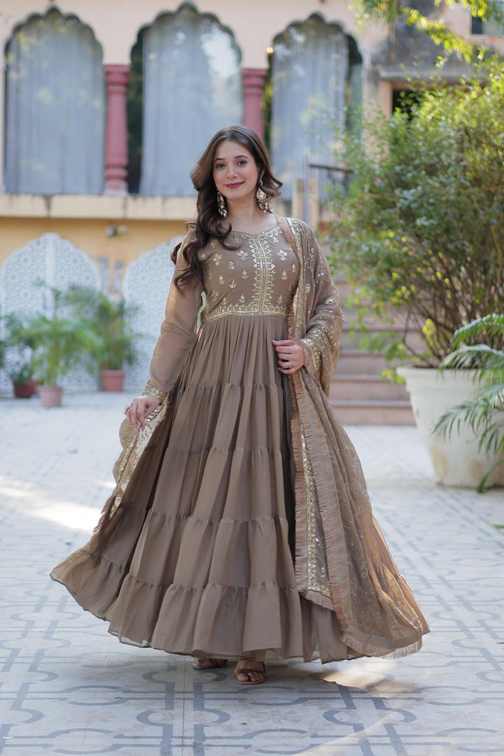 Riyanshika Star Georgette Anarkali | Shoppers Trend