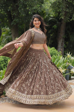 Load image into Gallery viewer, Sara Faux Blooming Dhavani Set | Half-Saree | Langa Voni | Shoppers Trend
