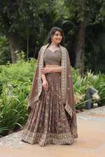 Load image into Gallery viewer, Sara Faux Blooming Dhavani Set | Half-Saree | Langa Voni | Shoppers Trend
