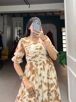 Load image into Gallery viewer, Aaliya Georgette Gown | Shoppers Trend

