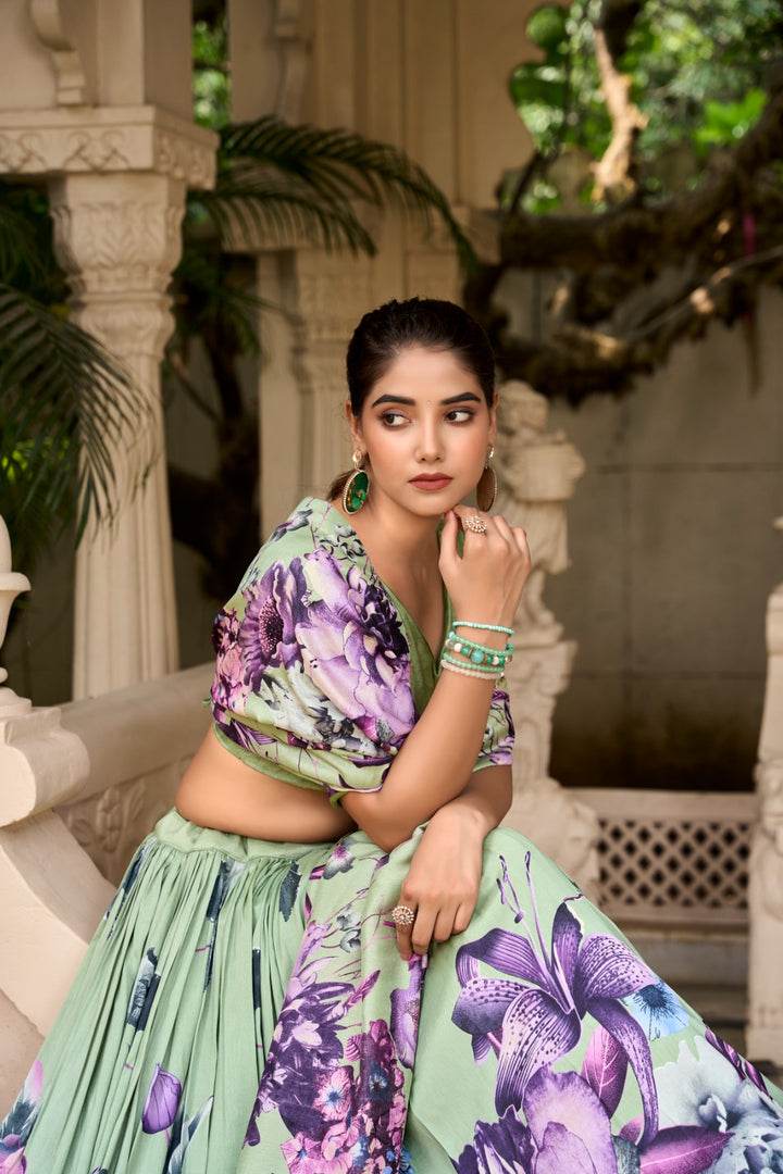 Tamanna Tussar Silk Dhavani / Langa Voni | Shoppers Trend