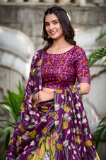 Load image into Gallery viewer, Shreya Tussar Silk Dhavani / Langa Davani / Half Sarees | Shoppers Trend
