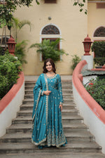 Load image into Gallery viewer, Tina Chinon Anarkali | Shoppers Trend
