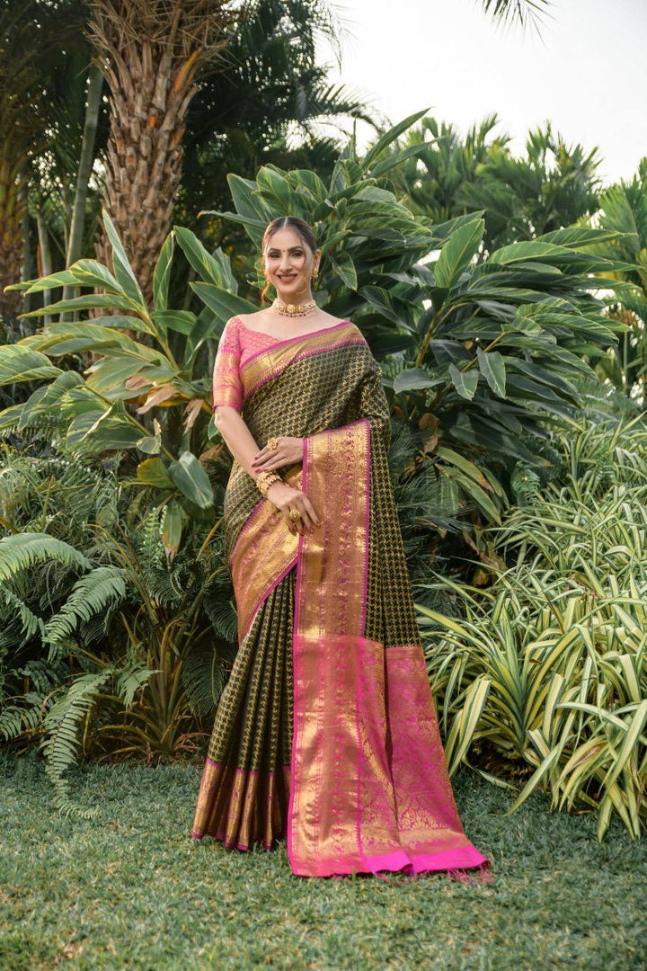 Sejal Kanchipuram Handloom Pattu Weaving Silk Saree | Shoppers Trend