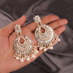 Load image into Gallery viewer, Urmila Butti Alloy Earnings Set | Shoppers trend
