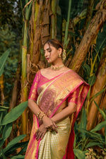 Load image into Gallery viewer, Sejal Kanchipuram Handloom Pattu Weaving Silk Saree | Shoppers Trend
