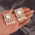 Load image into Gallery viewer, Urmila Butti Alloy Earnings Set | Shoppers trend
