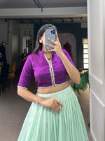 Load image into Gallery viewer, Radhika Cotton Silk Dhavani  / Langa Davani | Shoppers Trend
