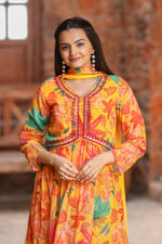 Load image into Gallery viewer, Riyanshika Georgette Orange Anarkali | Shoppers Trend
