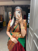 Load image into Gallery viewer, Narayanpet Langa Voni Set
