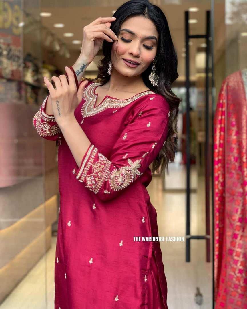 Jisha Heavy Banana Chanderi Silk Kurti | Shoppers Trend