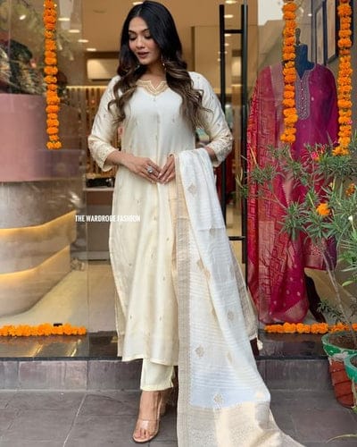 Jisha Heavy Banana Chanderi Silk Kurti | Shoppers Trend