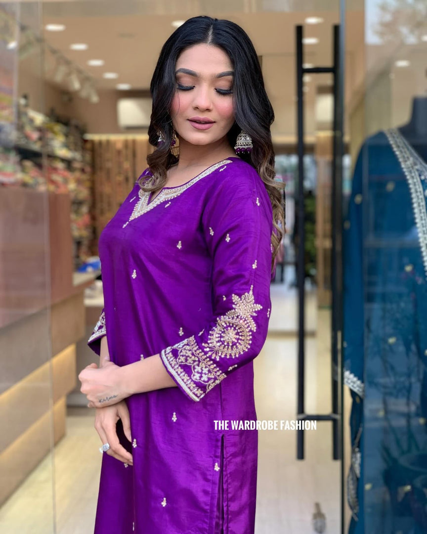 Jisha Heavy Banana Chanderi Silk Kurti | Shoppers Trend