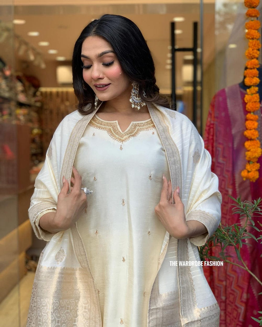 Jisha Heavy Banana Chanderi Silk Kurti | Shoppers Trend