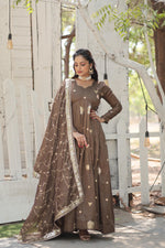 Load image into Gallery viewer, Myra Vichitra Shimmer Anarkali | Shoppers Trend
