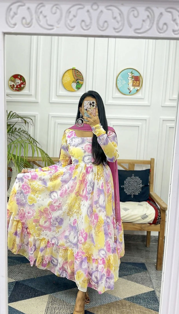 Ruhi Fox Georgette Anarkali | Shoppers Trend