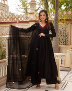 Load image into Gallery viewer, Riya Fox Georgette Black Anarkali | Shoppers Trend
