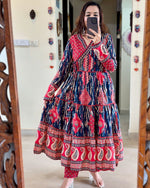 Load image into Gallery viewer, Jasmin Pure Cotton Anarkali | Shoppers Trend
