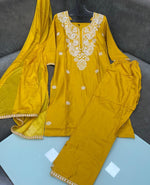Load image into Gallery viewer, Jiya Rayon Kurti | Shoppers Trend
