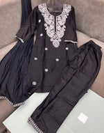 Load image into Gallery viewer, Jiya Rayon Kurti | Shoppers Trend
