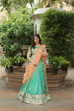 Load image into Gallery viewer, Kiya Cosmos Jequard Dhavani  / Langa Davani | Shoppers Trend
