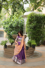 Load image into Gallery viewer, Kiya Cosmos Jequard Dhavani  / Langa Davani | Shoppers Trend
