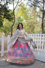 Load image into Gallery viewer, Aarvika Faux Georgette Silver Dhavani  / Langa Voni | Shoppers Trend
