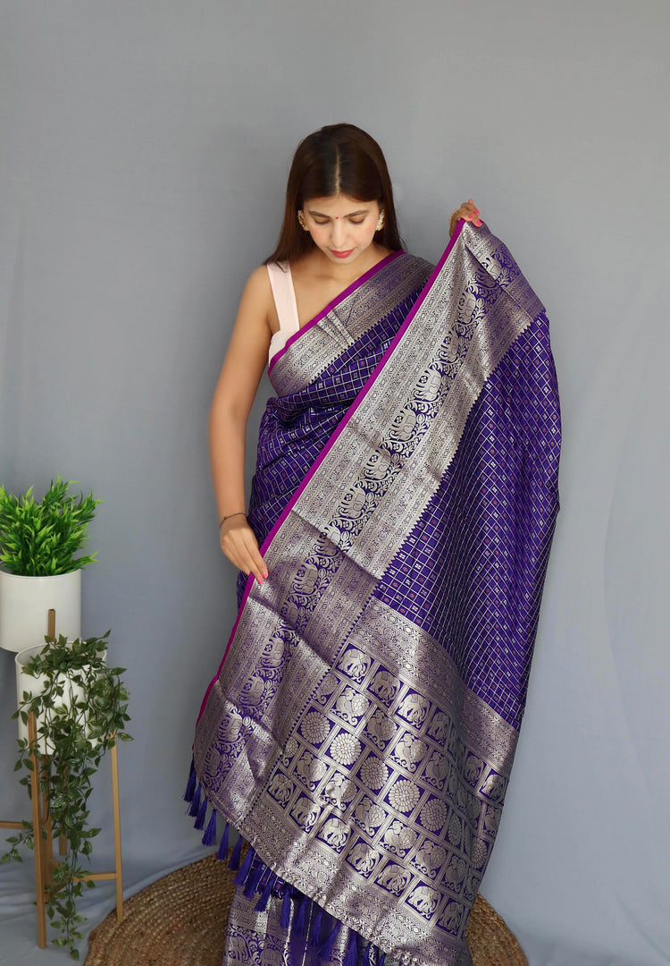 Jaya Silk Saree | Shoppers Trend