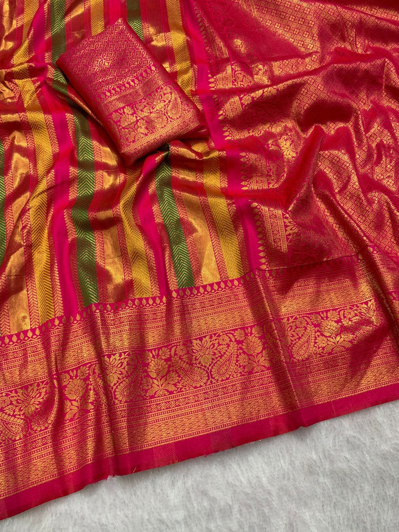 Jaagruthi Banarasi Silk Red Saree | Shoppers Trend