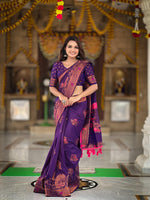 Load image into Gallery viewer, Maalika Soft Paithani Silk Saree | Shoppers Trend
