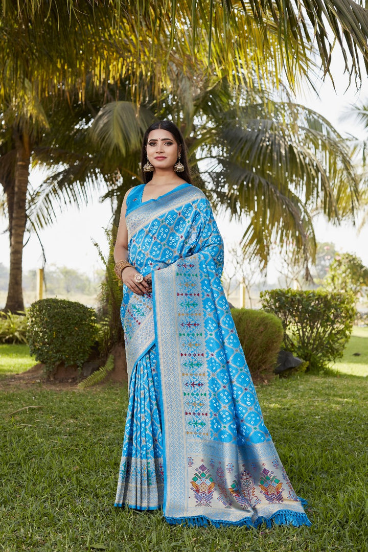 Yashoda Pure Gharchola Bandhej Silk Saree | Shoppers Trend