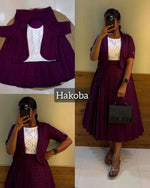 Load image into Gallery viewer, Hitanshi Hakoba Gown | Shoppers Trend
