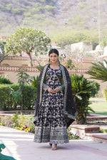 Load image into Gallery viewer, Kajal Viscose Dyable Jacquard Anarkali | Shoppers Trend
